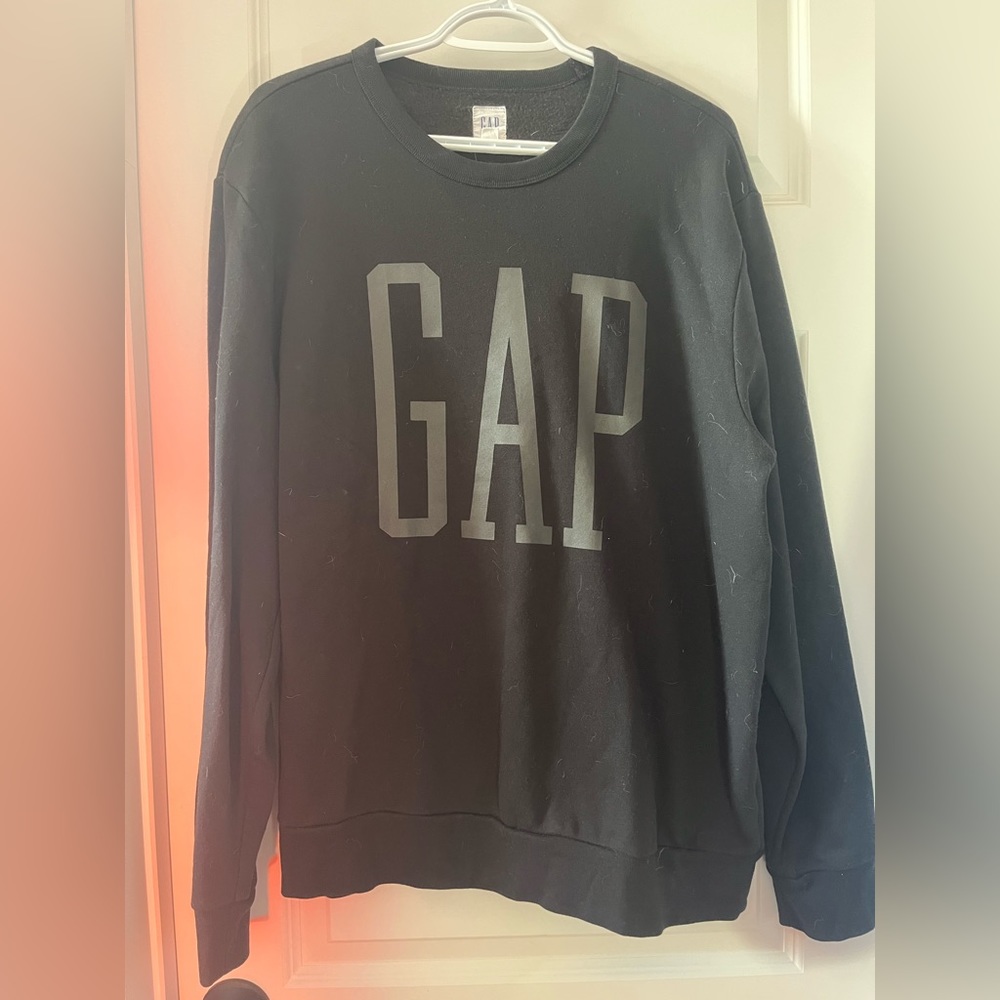 NWOT: GAP Black on Black Crewneck Sweater